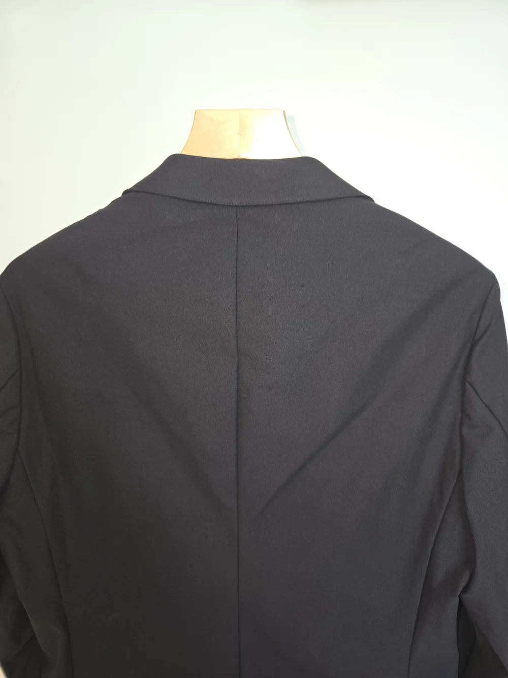 Sene Studio Soho Flex Men's Black Two-Button Tailored Blazer. 40L NWT